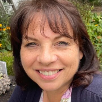 Suzanne Dashney